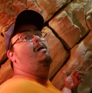 Meet your Posher, Jonathan